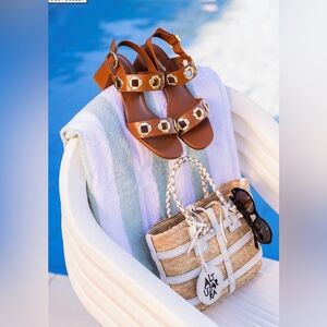 Larroude Milan Sandal In Caramel Leather